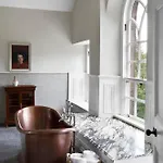Vila Dripsey Castle Estate