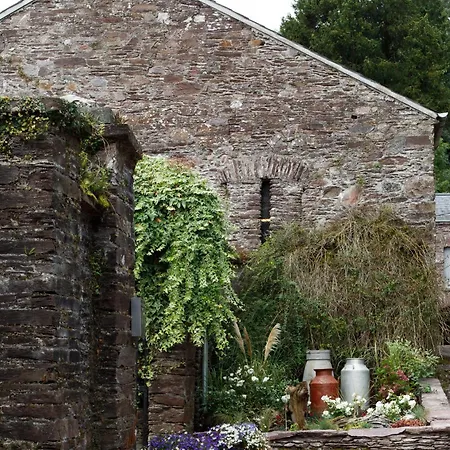 Villa Dripsey Castle Estate Cork