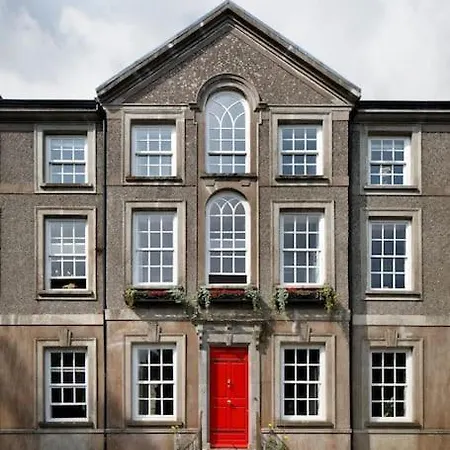 Dripsey Castle Estate * Cork