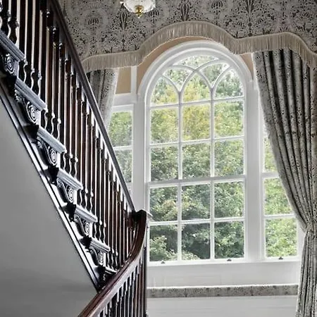 Villa Dripsey Castle Estate