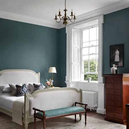 Dripsey Castle Estate * Cork