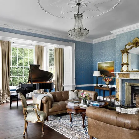 Villa Dripsey Castle Estate *