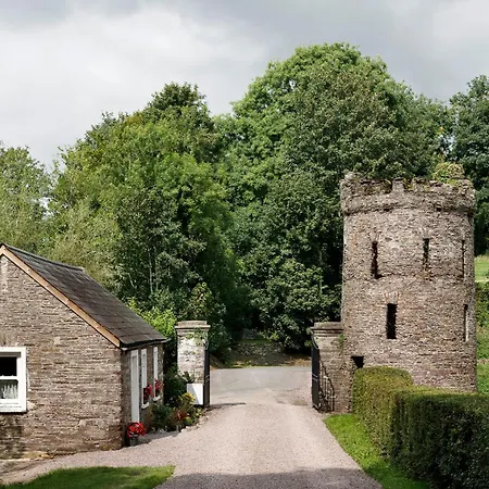 Villa Castle Estate *