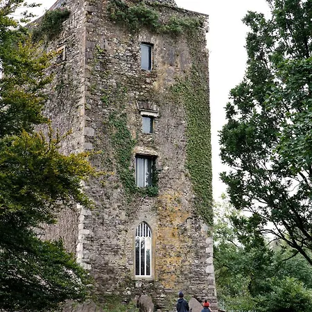 Castle Estate *