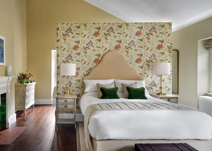 Dripsey Castle Estate Вилла