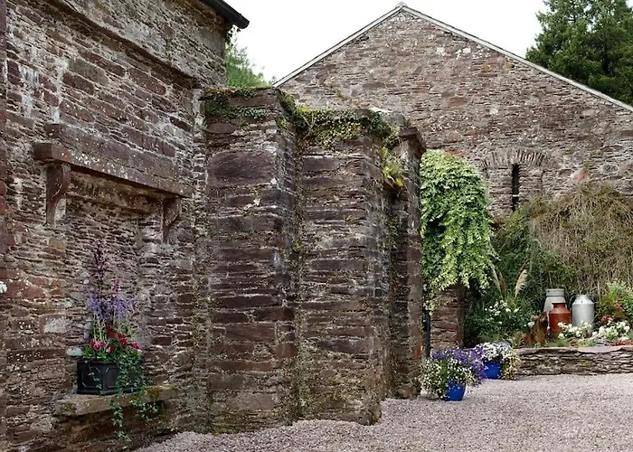 Dripsey Castle Estate * Cork